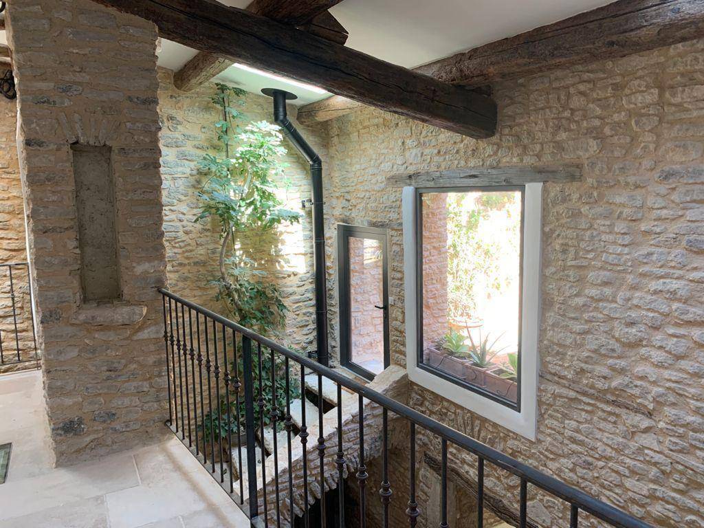 renovation maison ancienne cotiere ain maconnerie pierre traditionnelle
